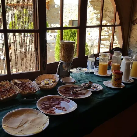 Hostal Els Roures Guest house 2*