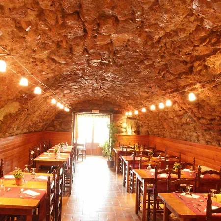 Hostal Els Roures 2* Camprodon